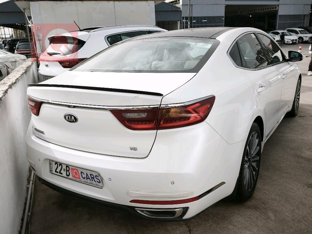 كيا كادينزا